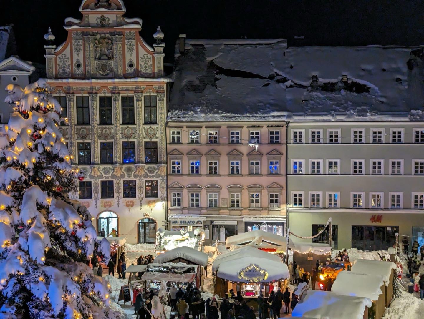 Schneefall führt zu zahlreichen Einsätzen